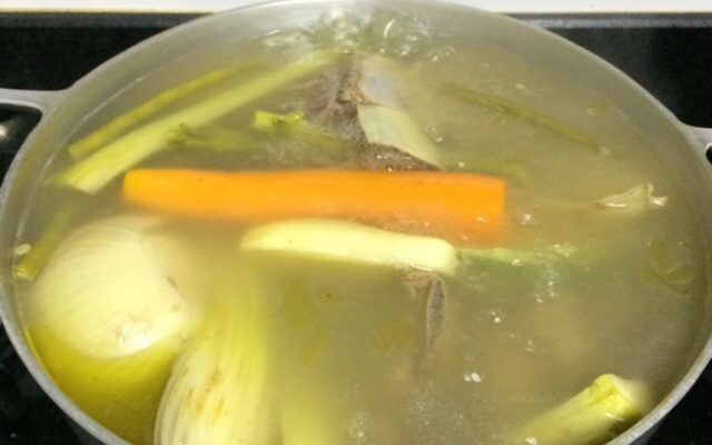 Caldo para risoto