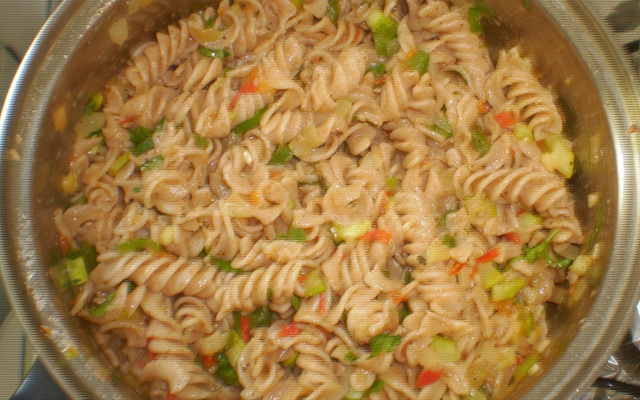 Macarrão Integral com Legumes