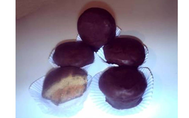 Alfajor com massa de pão