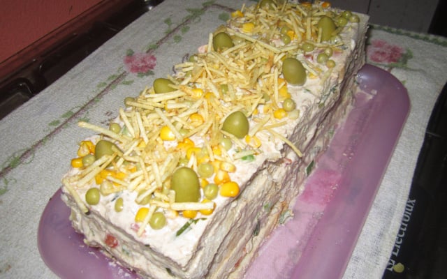Torta de atum em lata rápida e fácil