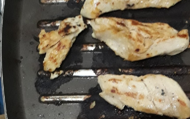 Peito de frango grelhado deliciosamente diferente