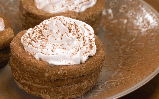 Taça de churros com mousse de chocolate