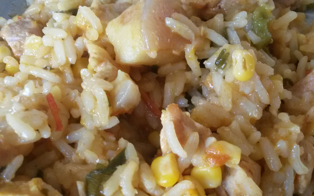 Arroz com carne de porco