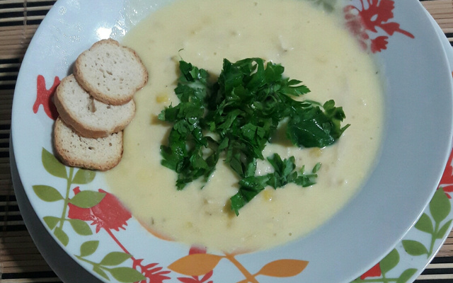 Sopa creme de milho com frango