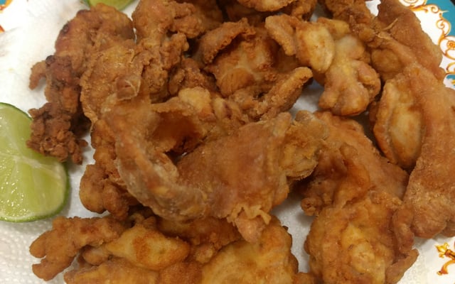 Isca de frango de boteco