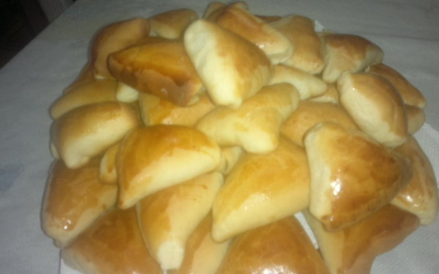 Esfiha de carne temperada