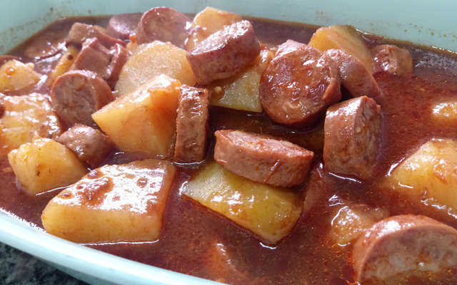 Linguiça calabresa com batata