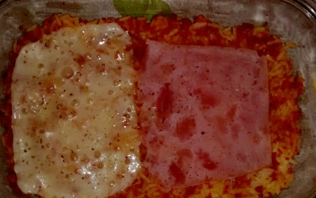 Arroz de forno com linguiça