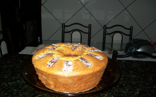 Bolo de fubá com goiabada