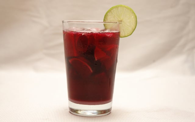 Caipira Vinho e limão