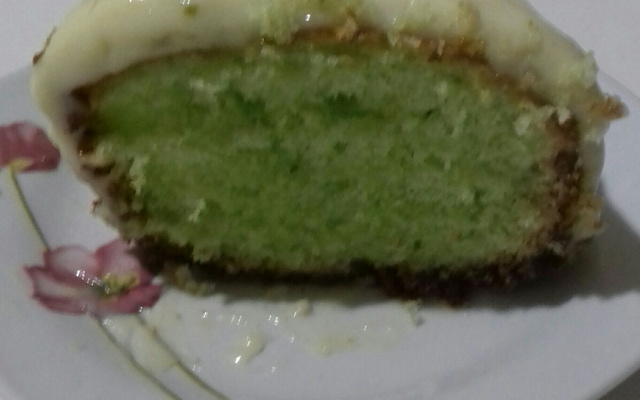 Bolo verde de limão