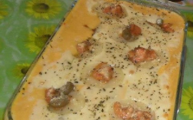 Camarão gratinado especial.