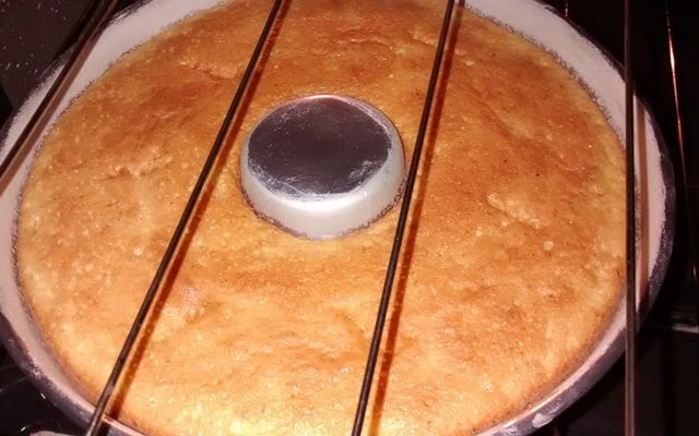 Bolo pão-de-ló de Laranjá