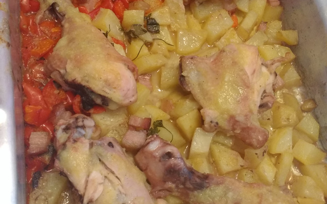 Frango assado com legumes