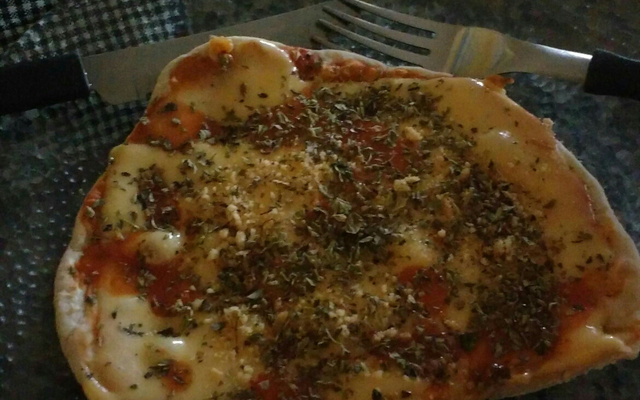 Pizza de frigideira rápida