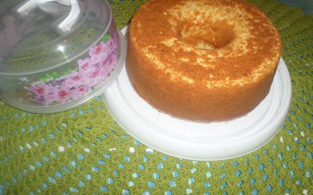 Bolo cremoso de mandioca