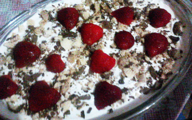 Delícia de morango com chocolate