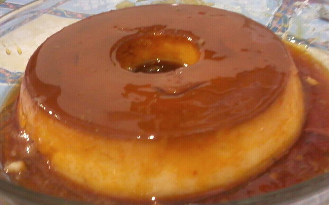 Pudim de leite em pó com leite de coco