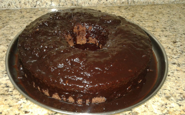Bolo de chocolate com calda
