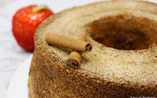Bolo de maçã com canela