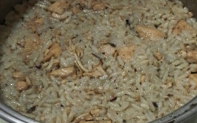 Arroz com frango ao curry