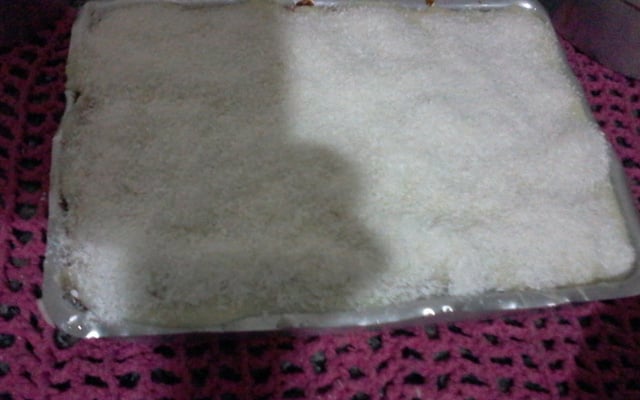 Bolo de abacaxi gelado