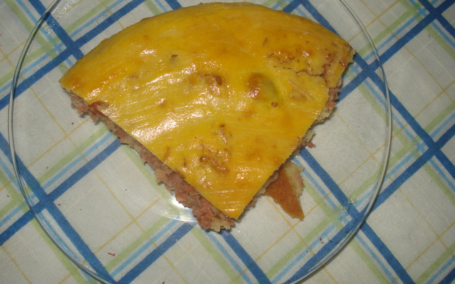 Torta salgada de Calabresa e Palmito