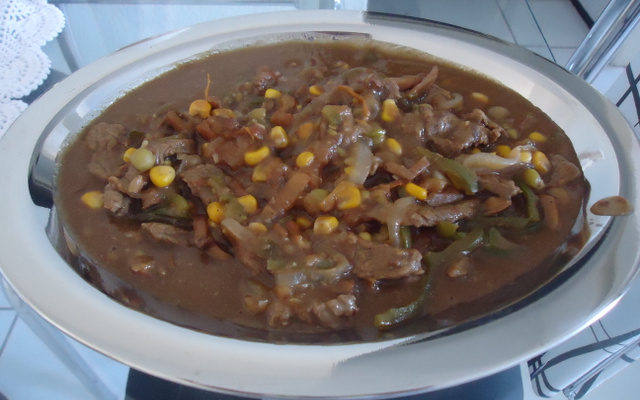 Carne ao  molho de madeira da Nat