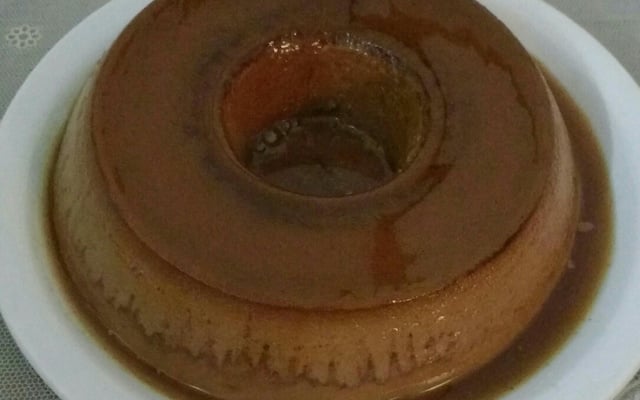 Pudim de chocolate meio amargo