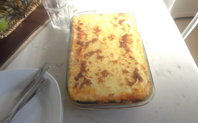 Bife à parmegiana com purê