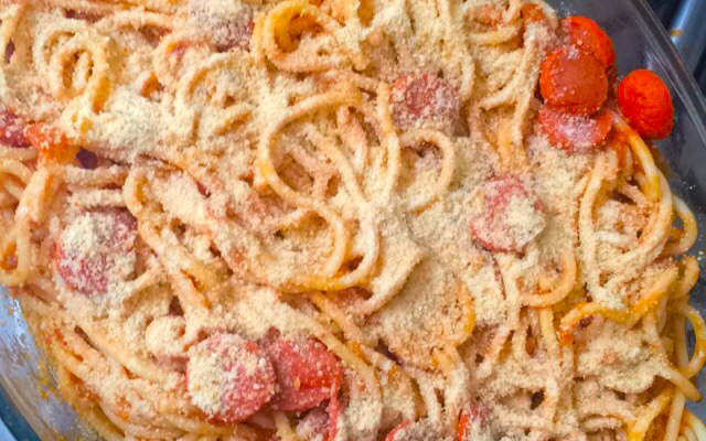 Macarrão com salsicha