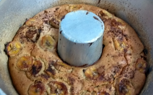Bolo diet de banana, sem farinha e sem açúcar
