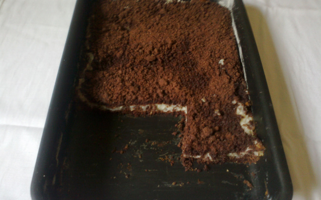 Bolo prestígio de farofa de açúcar