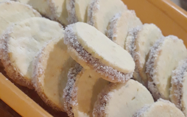 Alfajor de amido de milho (Maisena)