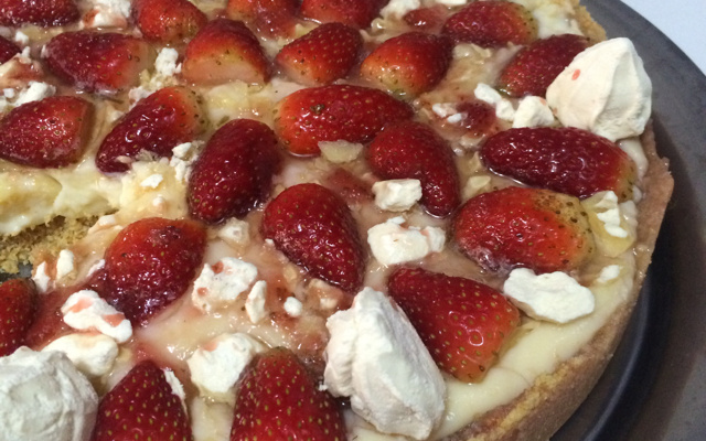 Torta gelada de morango