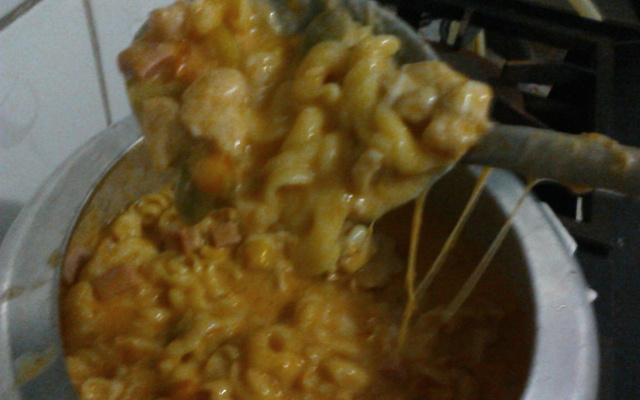 Macarrão de panela de pressão bem simples