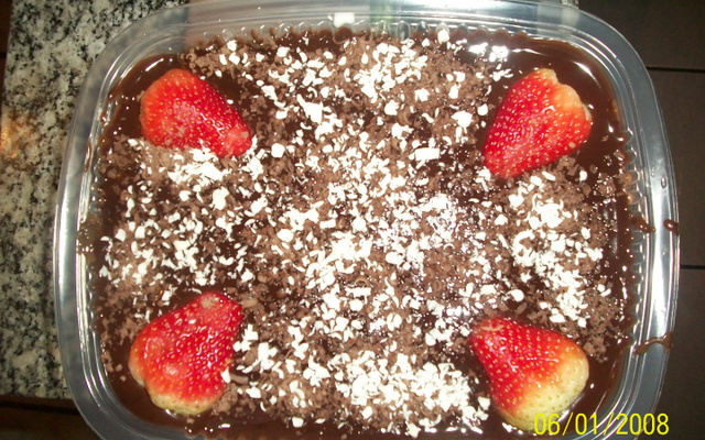 Pavê de chocolate preto e chocolate branco