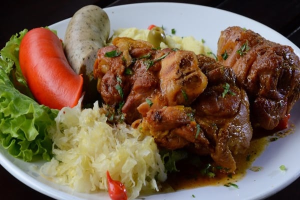 Einsbein (Joelho de Porco)