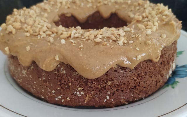 Bolo de aveia e leite de amendoim