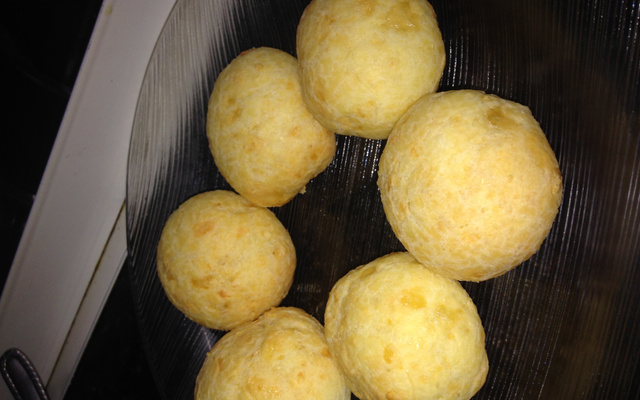 Pão de queijo fácil