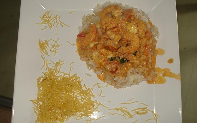 Estrogonofe de camarão