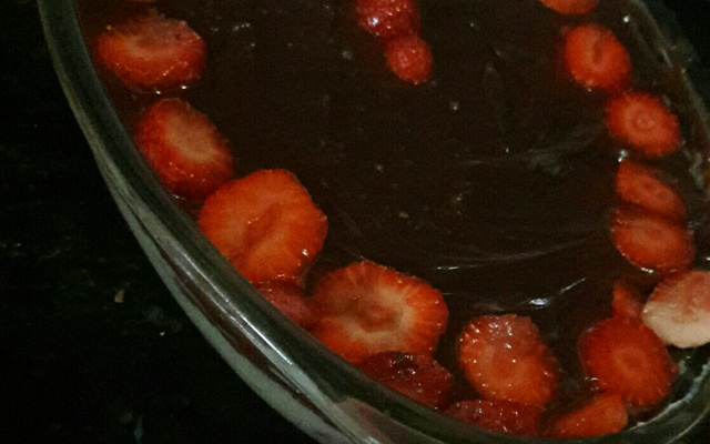 Torta bombom moranguinho