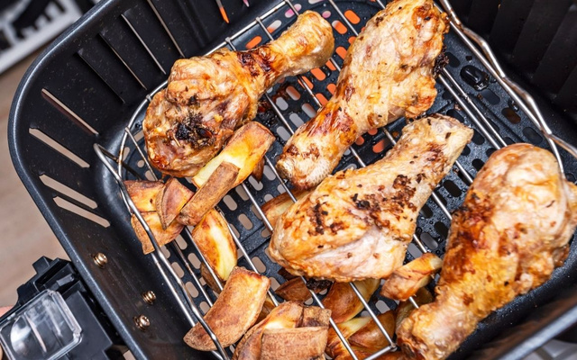 Coxa e sobrecoxa na airfryer