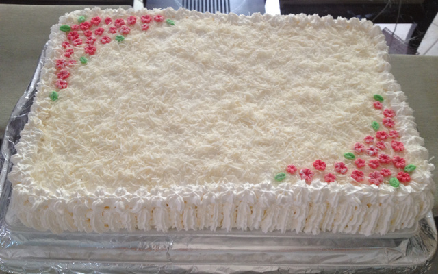 Bolo de abacaxi precioso (festa)