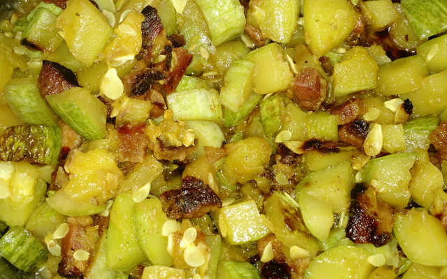 Abobrinha refogada com bacon