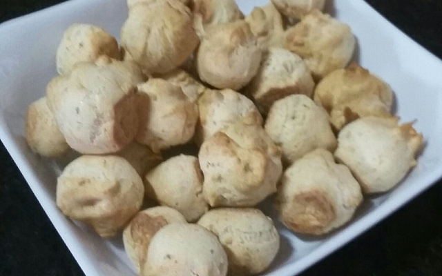 Corujinhas (pão de queijo sem lactose)