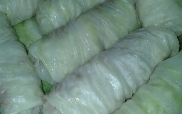 Charutos de carne e arroz