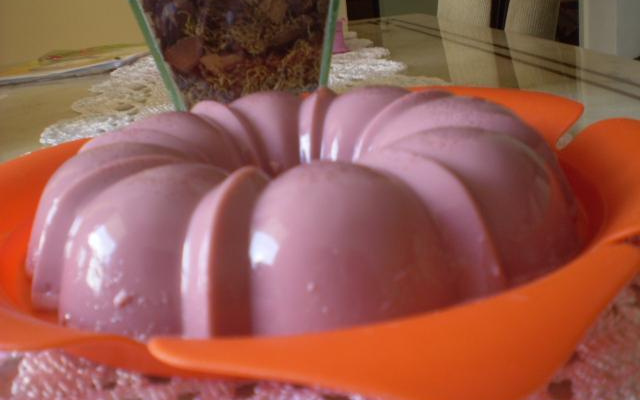 Sorvete de desenformar com calda