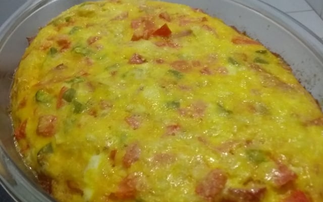 Omelete de frango e queijo no forno