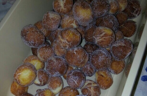 Bolinho de chuva de leite condensado